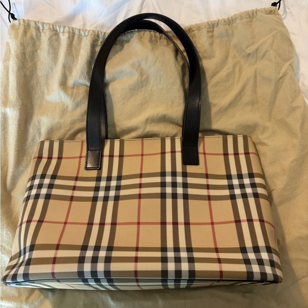 Burberry Black and Tanned Zippered Accessory